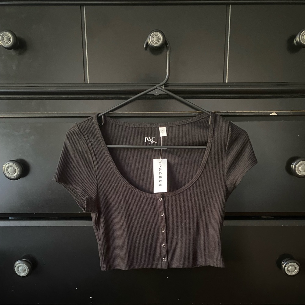 Black button down crop top